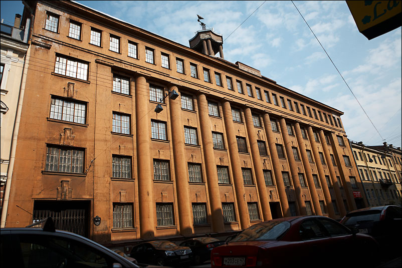 Санкт-Петербург. Апрель 2010 года