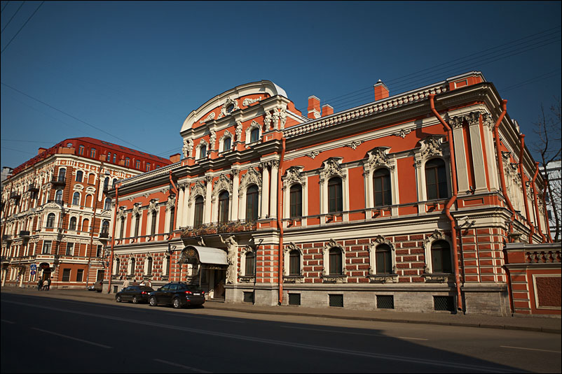 Санкт-Петербург. Апрель 2010 года