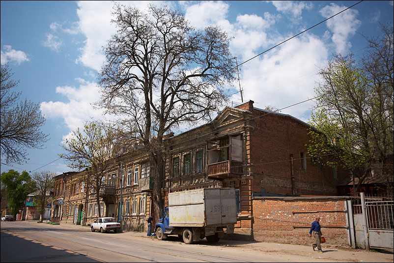 Ростов. Апрель 2010 года