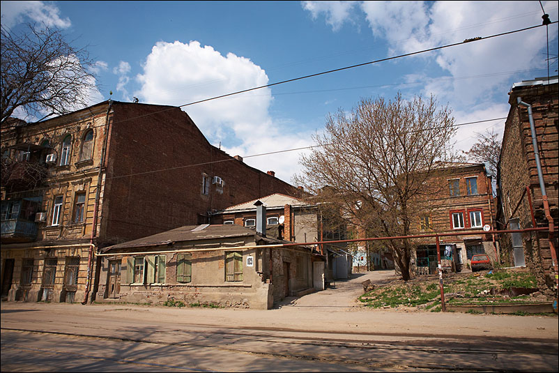Ростов. Апрель 2010 года