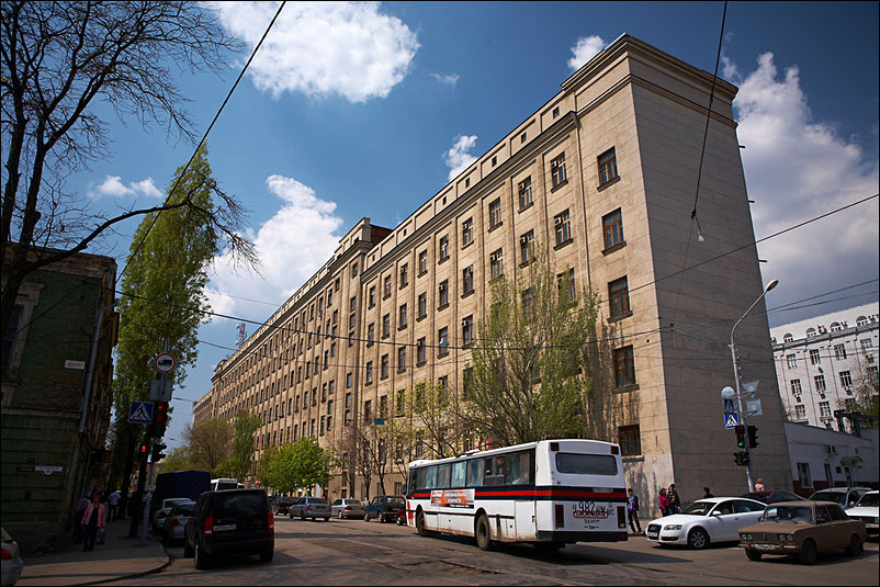 Ростов. Апрель 2010 года