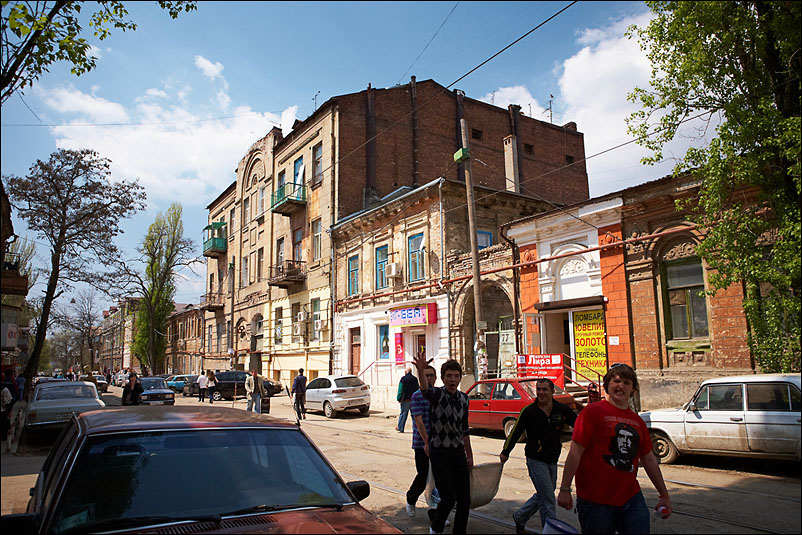 Ростов. Апрель 2010 года