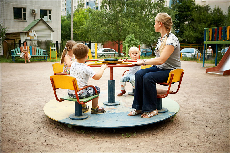 Во дворе. Июль 2010 года